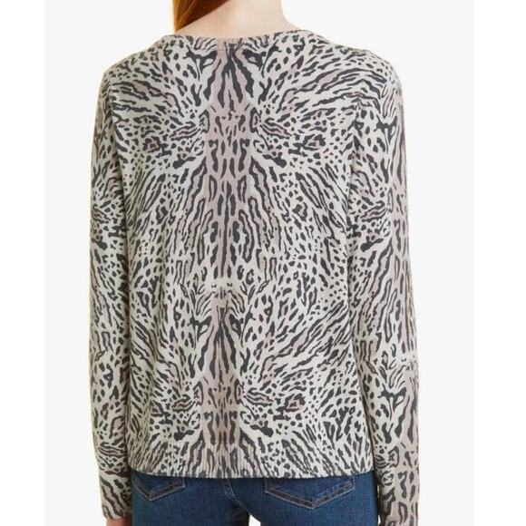 ATM Women's Cashmere Blend V-Neck Sweater Animal Print Size S NWT Elevated - Picture 3 of 11